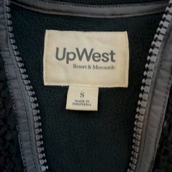 UpWest Sherpa Mock Neck Pullover size S - Picture 2 of 5